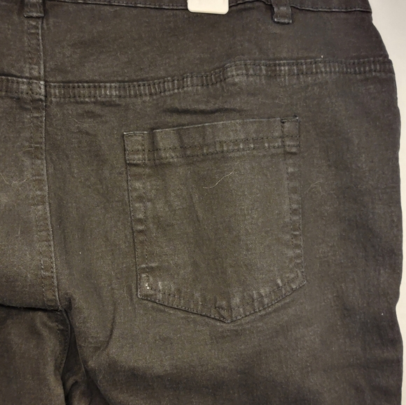 DG2 by Diane Gilman Indigo Black Denim Studded Stretch Boot-Cut Jeans Size 14 - Picture 10 of 10